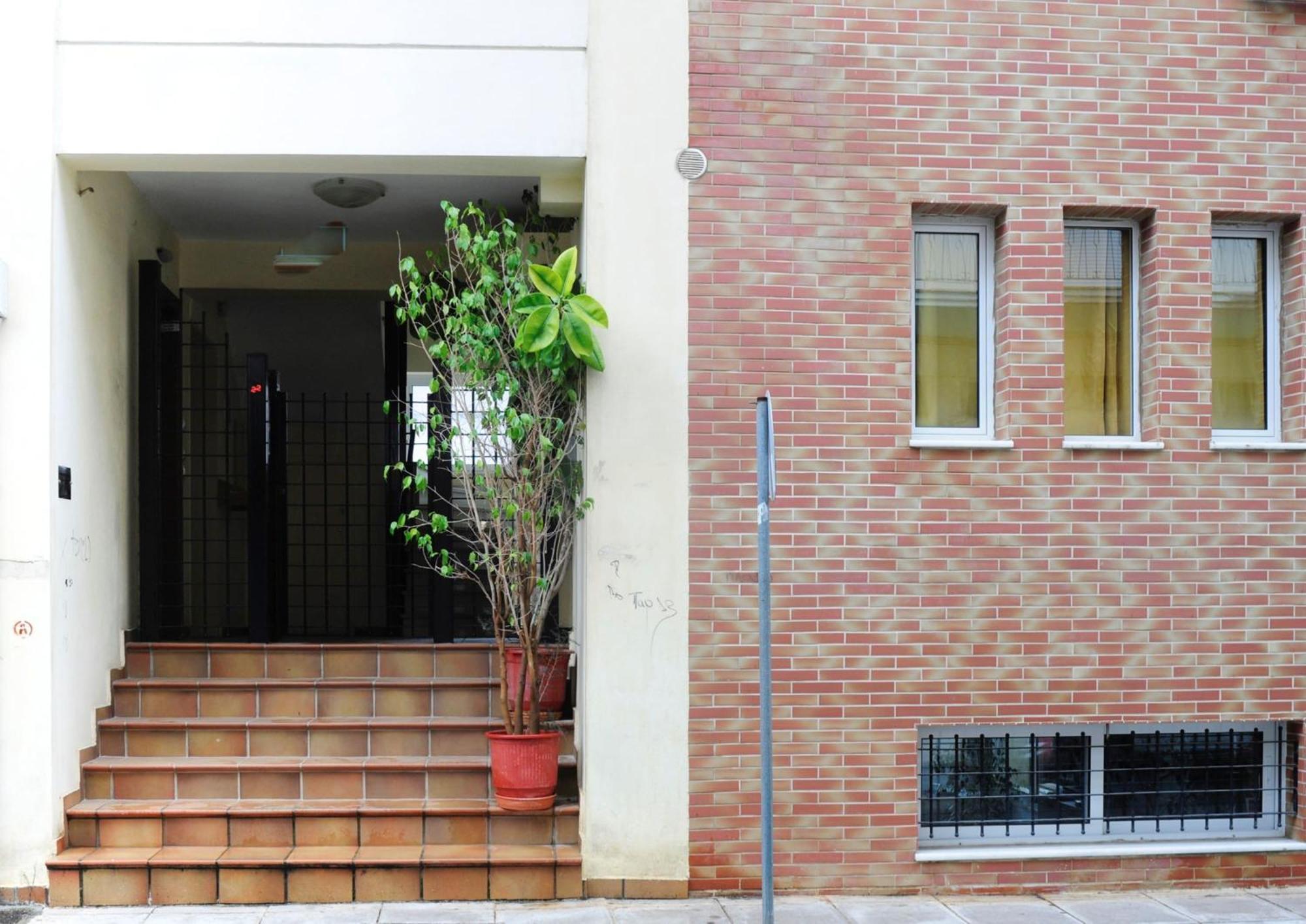 Downtown Central Suite With Private Parking Kalamata Exterior foto