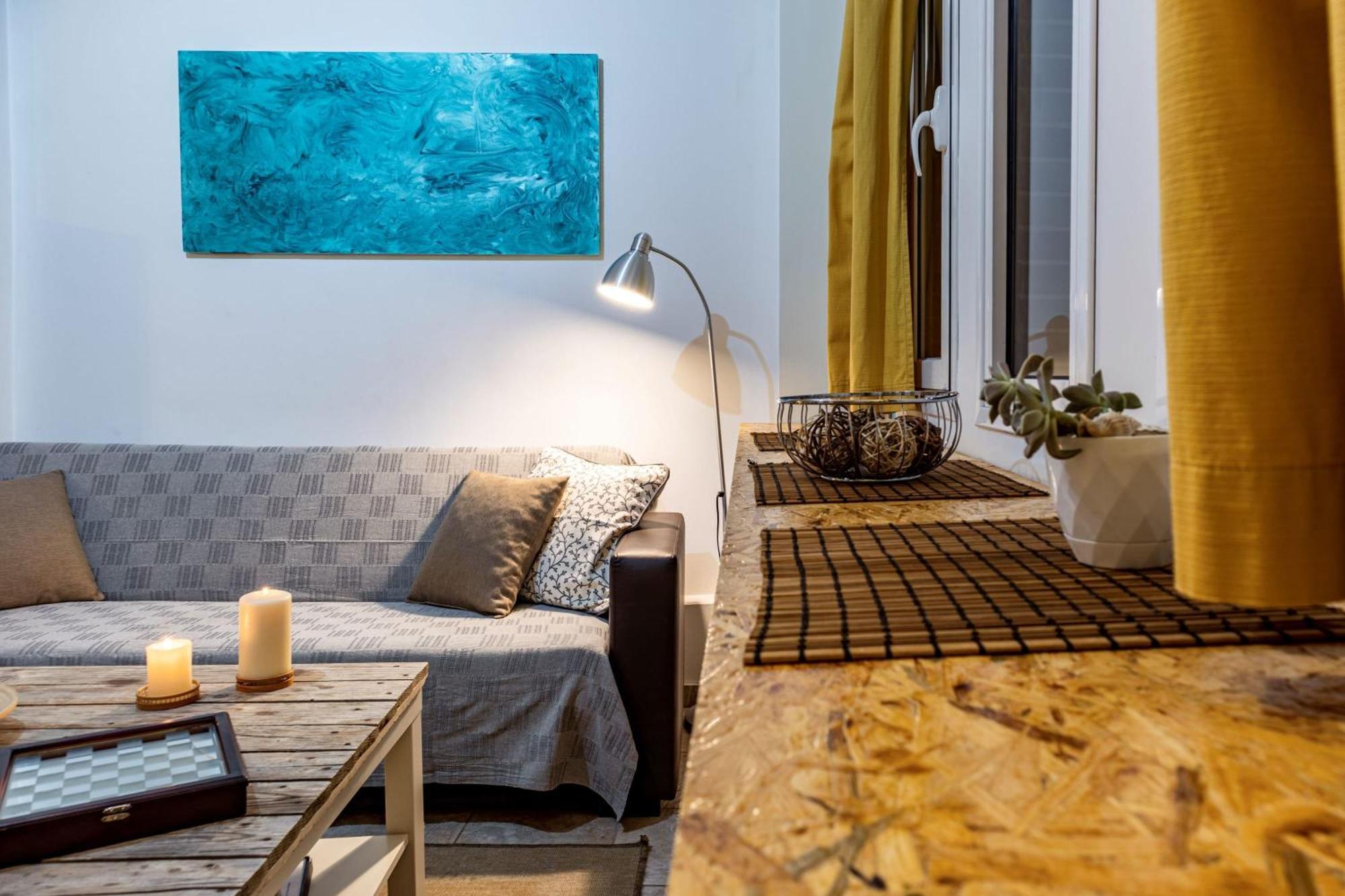 Downtown Central Suite With Private Parking Kalamata Exterior foto